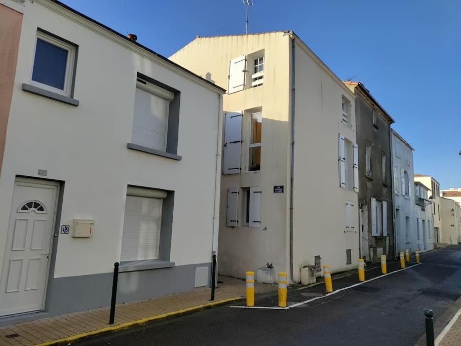 Le Sunny Duplex Hypercentre La Plage A 2 Pas ! Les Sables-d'Olonne Exterior photo